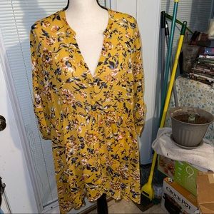 Torrid  size 2 (reg size 18-20) button down blouse